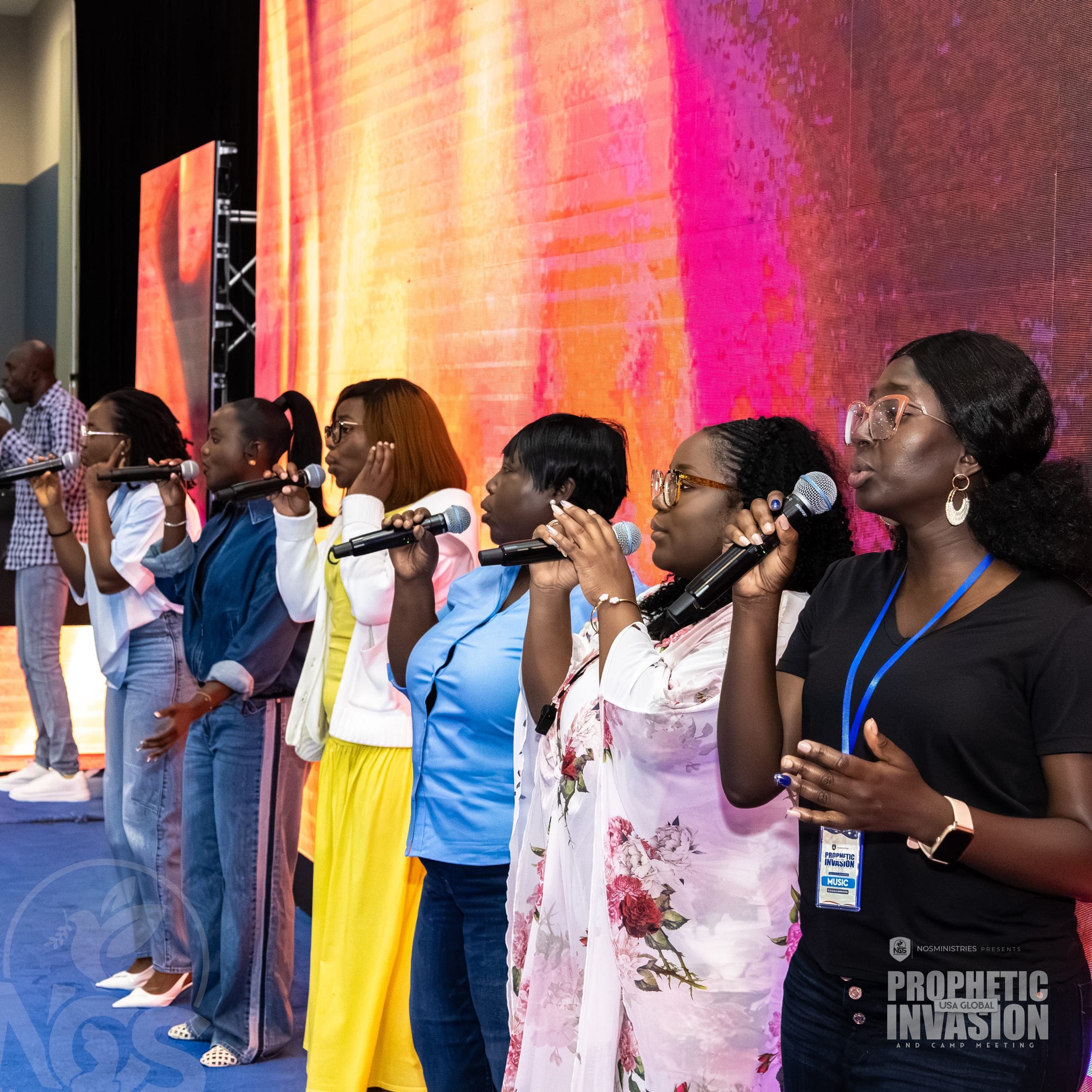 Singers leading worship at Hampton 2026
